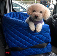 Load image into Gallery viewer, Dog Car Safety Seat Luxury Blue Capooch